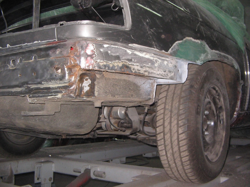 Mercedes W107 15