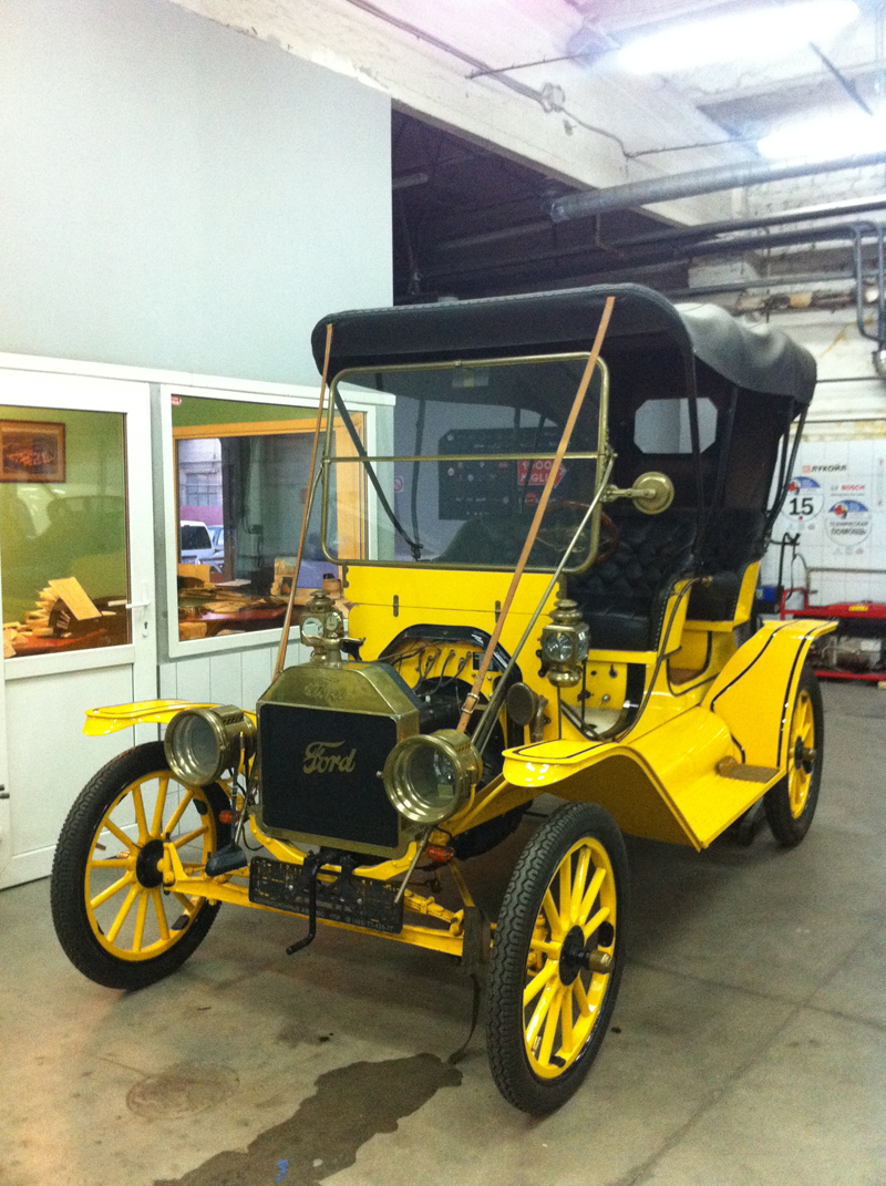 FORD T 4