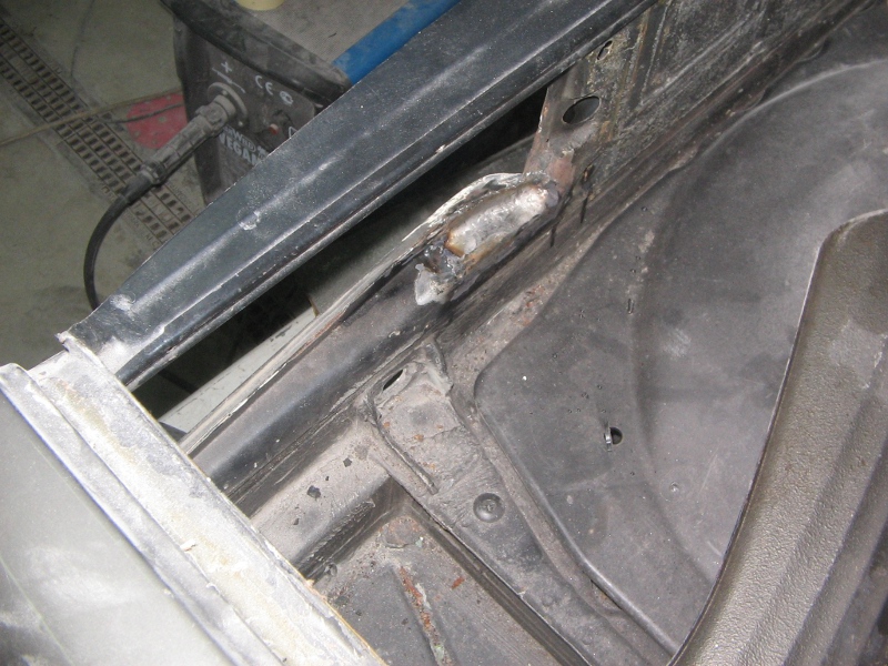Mercedes W107 28