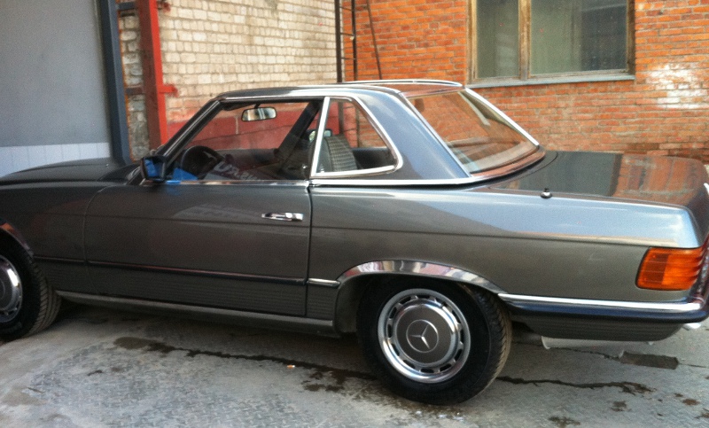 Mercedes W107 35