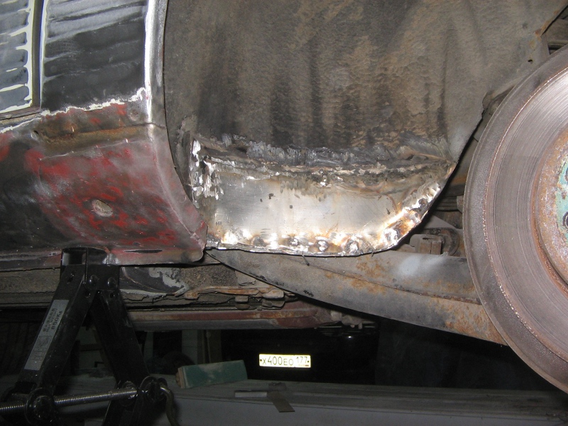 Mercedes W107 14